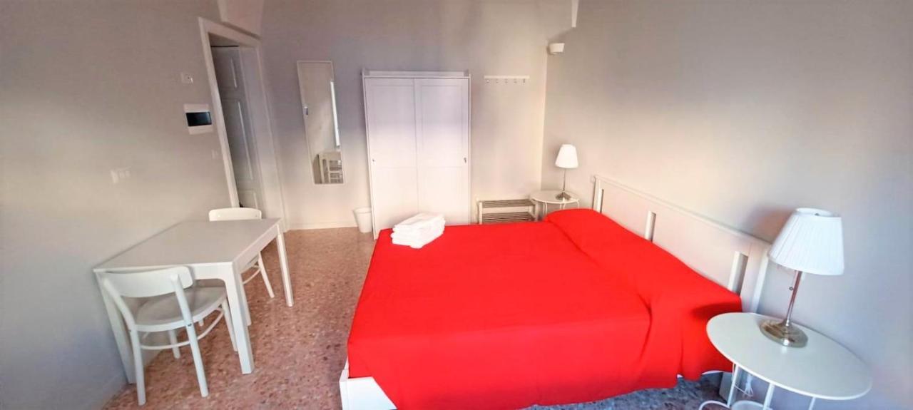 Tagghiate House Hotel Lecce Exterior foto